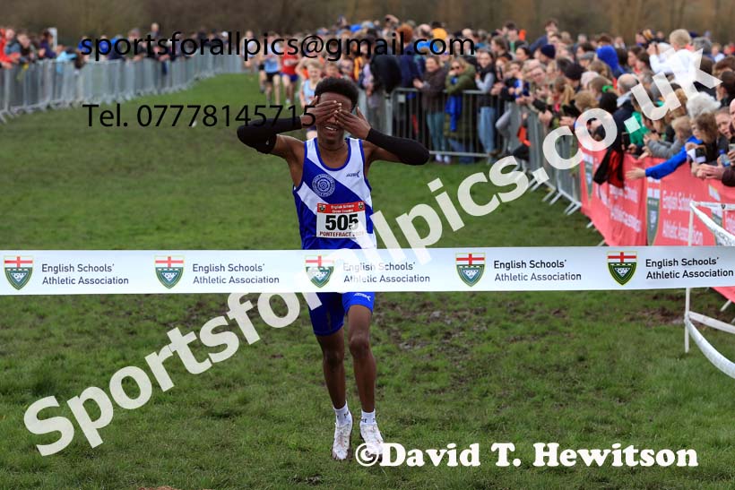 Junior Boys 2024 English Schools Cross Country Champs., Pontefract, March 16th.  Photo: David T. Hewitson/Sports for All Pics